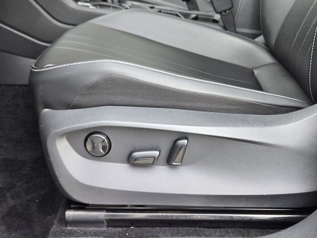 used 2023 Volkswagen Tiguan car, priced at $23,903