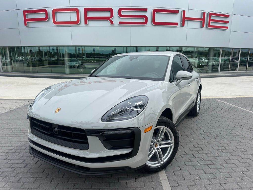 Thumbnail: 2026 Porsche Macan - 1