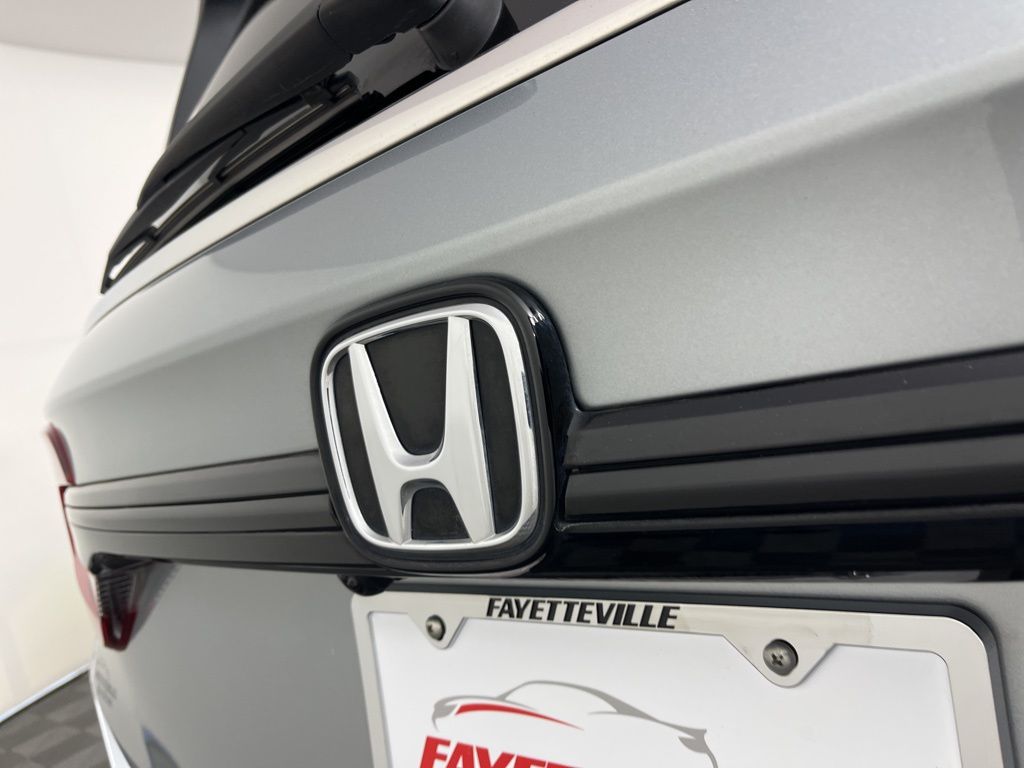 Thumbnail: 2025 Honda Odyssey - 15