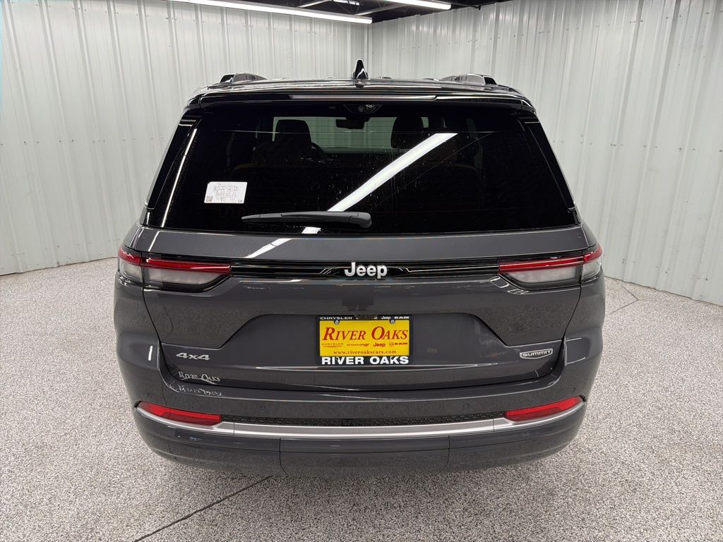 2026 Jeep Grand Cherokee Summit - 4