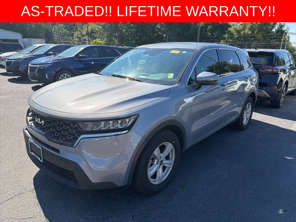 2023 Kia Sorento LX AT's photo