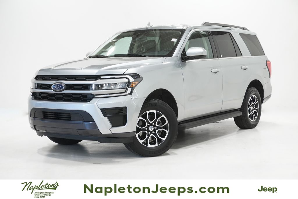 Silver Metallic 2024 Ford Expedition XLT 4WD SUV / Crossover Four-Wheel Drive Automatic