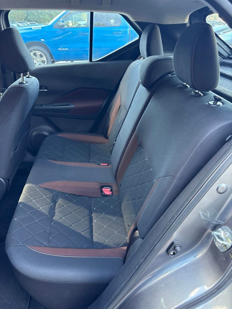 2019 Nissan Kicks SR Gray at Phil Fitts Ford