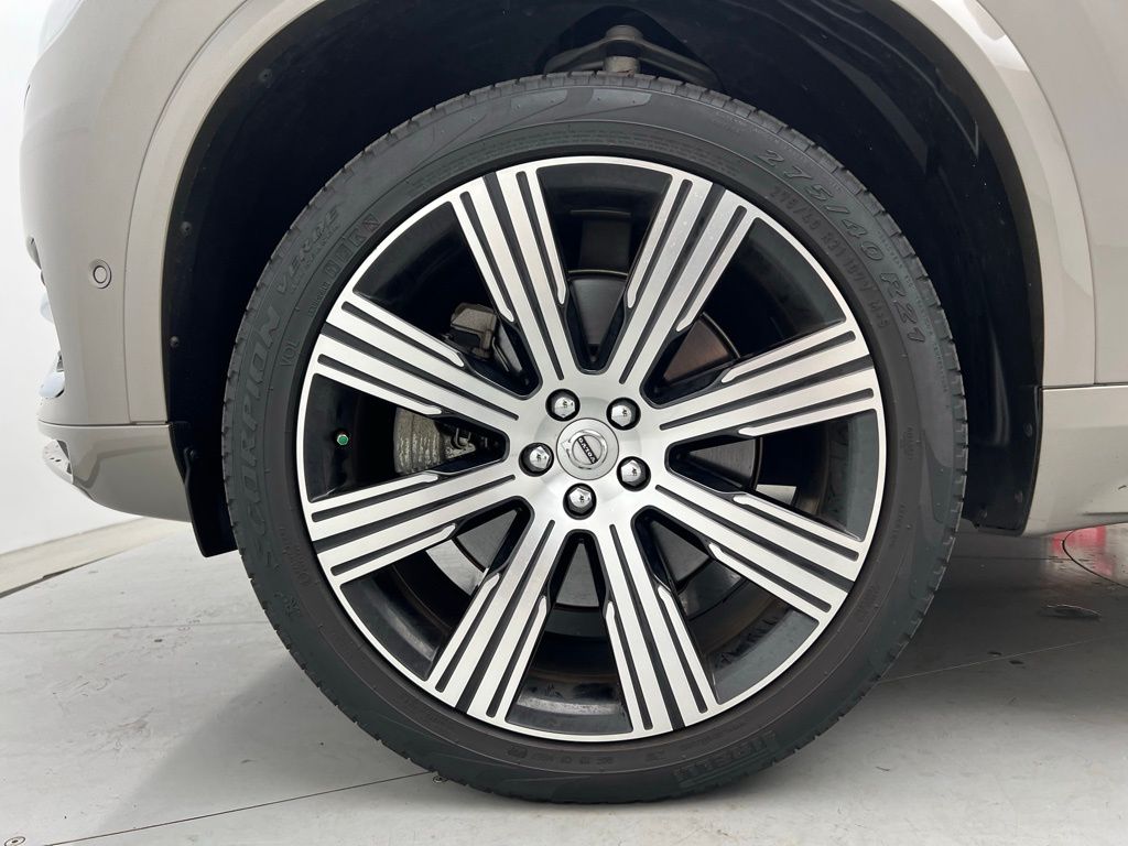 Thumbnail: 2022 Volvo XC90 - 23