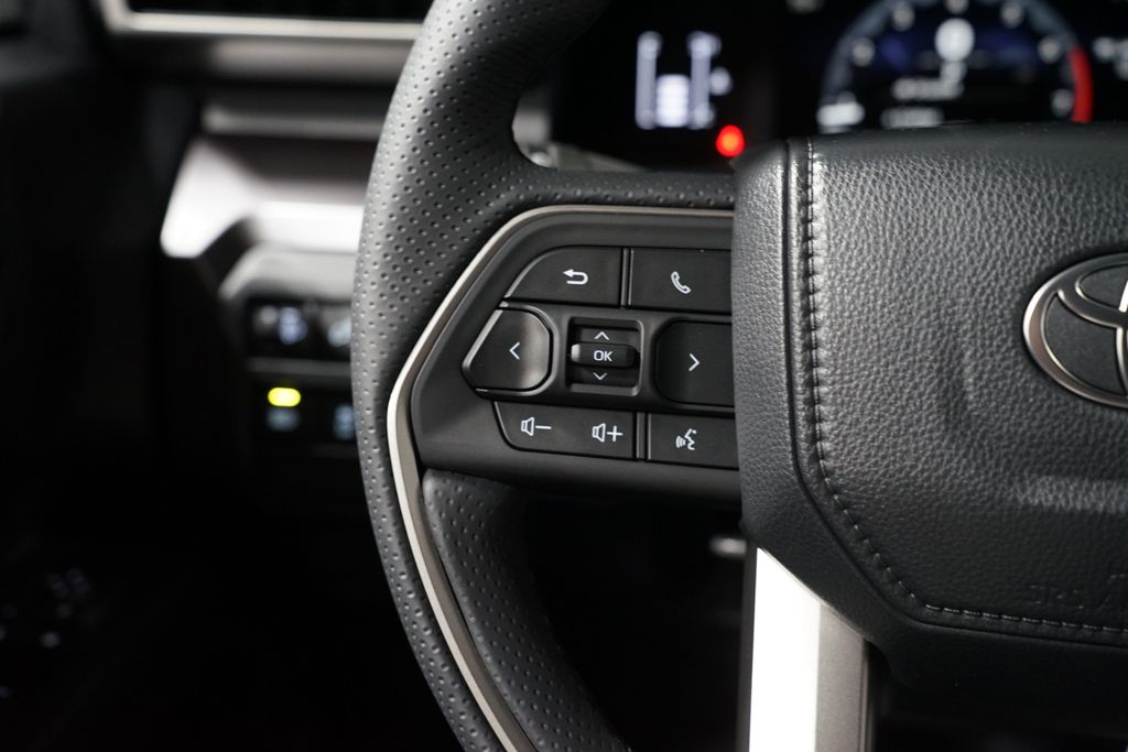 Thumbnail: 2026 Toyota 4Runner - 15