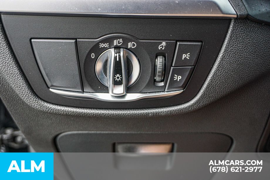 Used 2025 Black BMW xDrive30i image 45