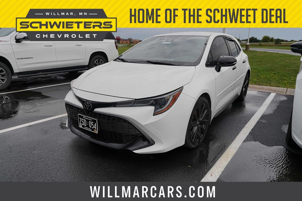 2022 Toyota Corolla Hatchback SE Nightshade Edition FWD