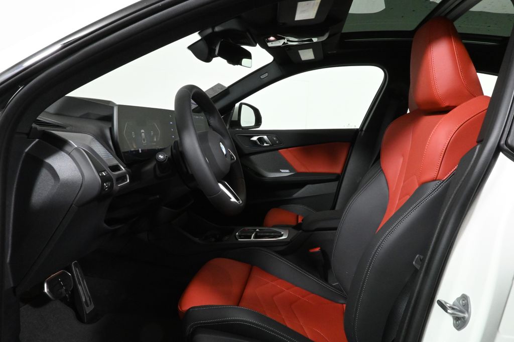 Thumbnail: 2025 BMW 2 Series - 3