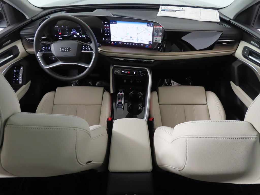 Thumbnail: 2025 Audi Q5 - 11