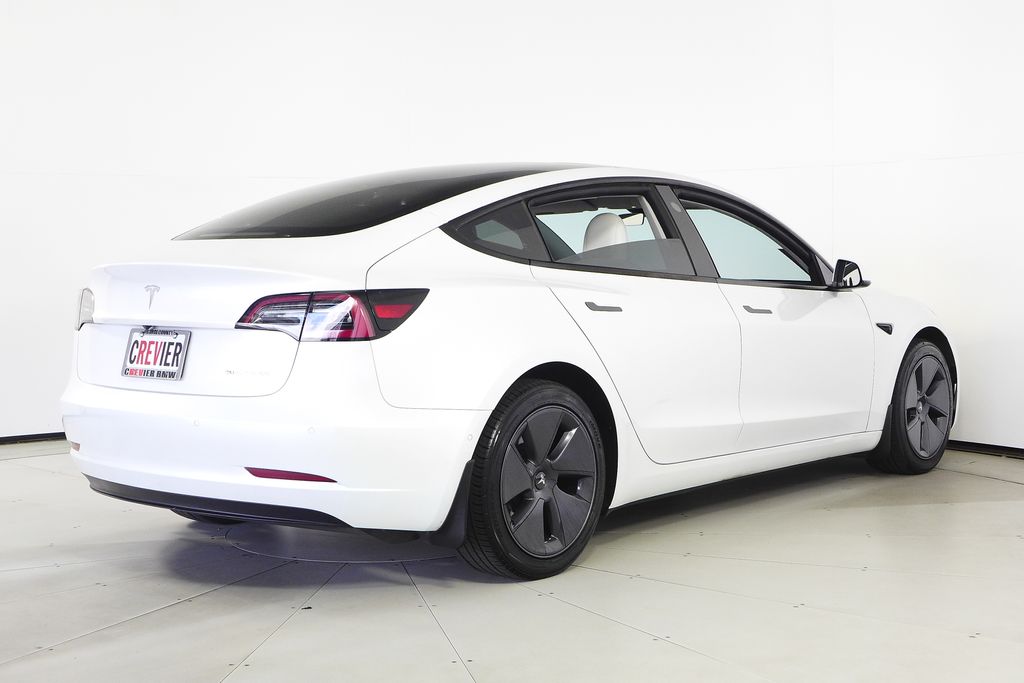 Thumbnail: 2022 Tesla Model 3 - 7