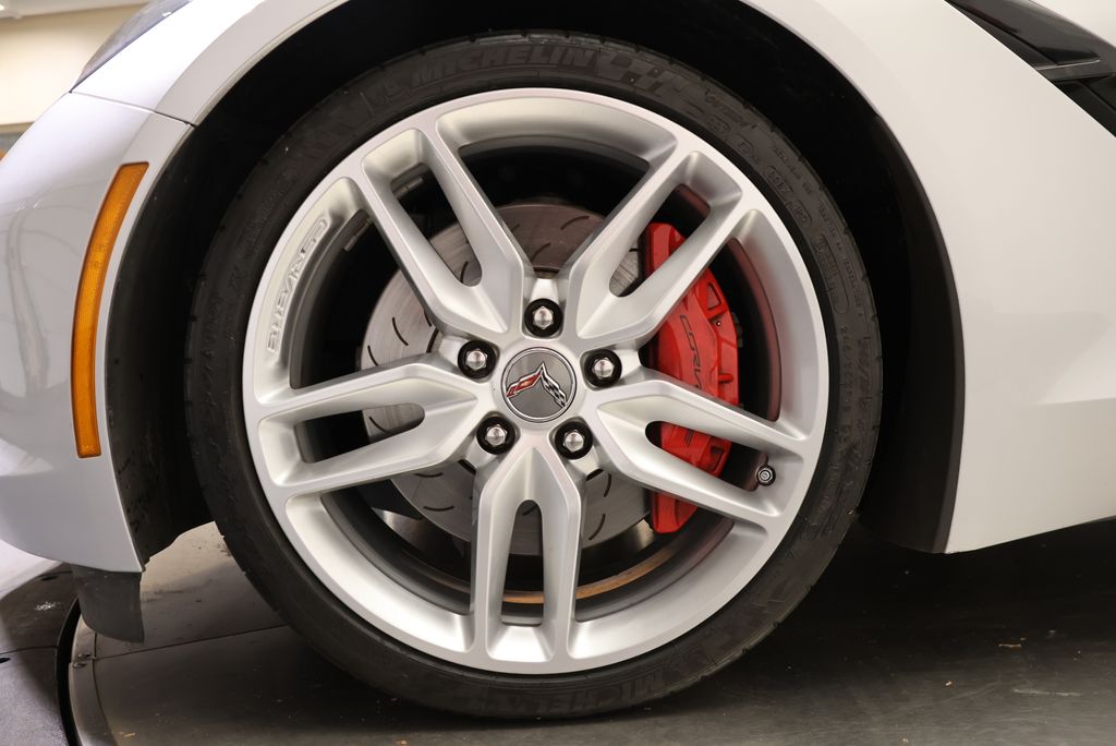 Thumbnail: 2015 Chevrolet Corvette - 27