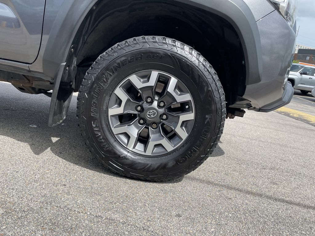 Used 2018 Toyota Tacoma Truck