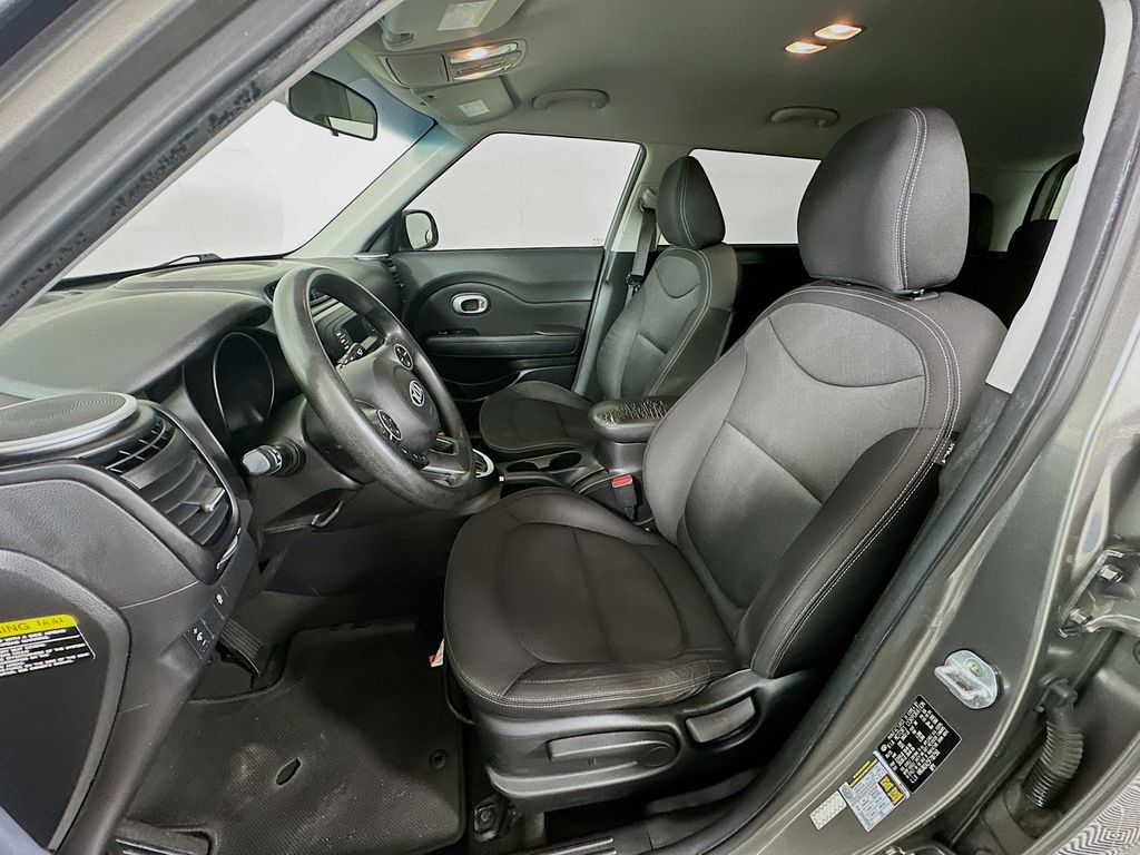 Thumbnail: 2015 Kia Soul - 19