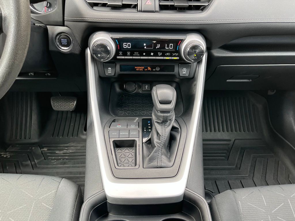 Used Car 2021 Toyota Rav4  Xle For Sale Under $30,000 In Georgetown, Texas