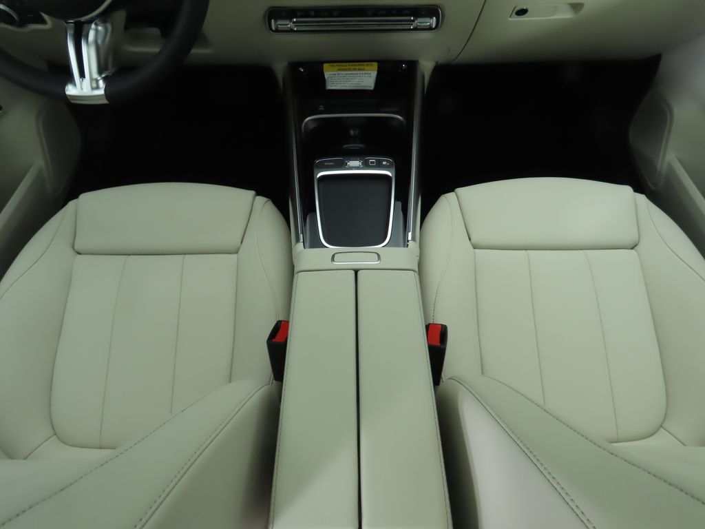 Thumbnail: 2025 Mercedes-Benz GLA - 16