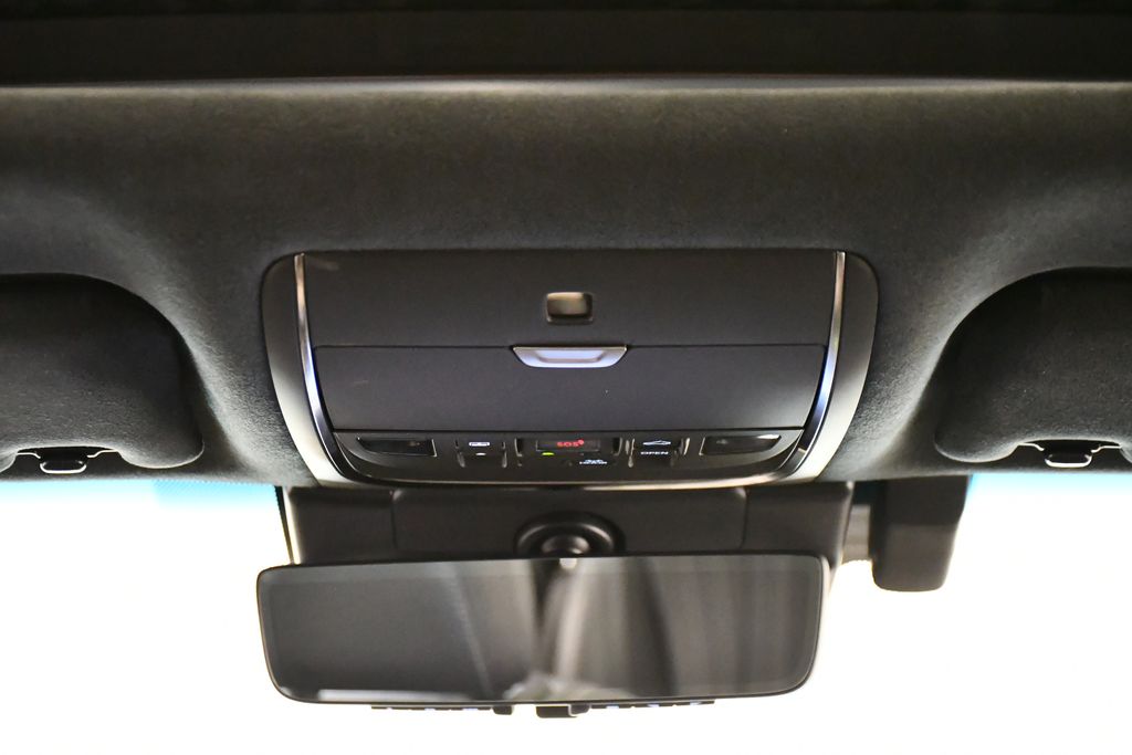 Thumbnail: 2023 Lexus LS - 15