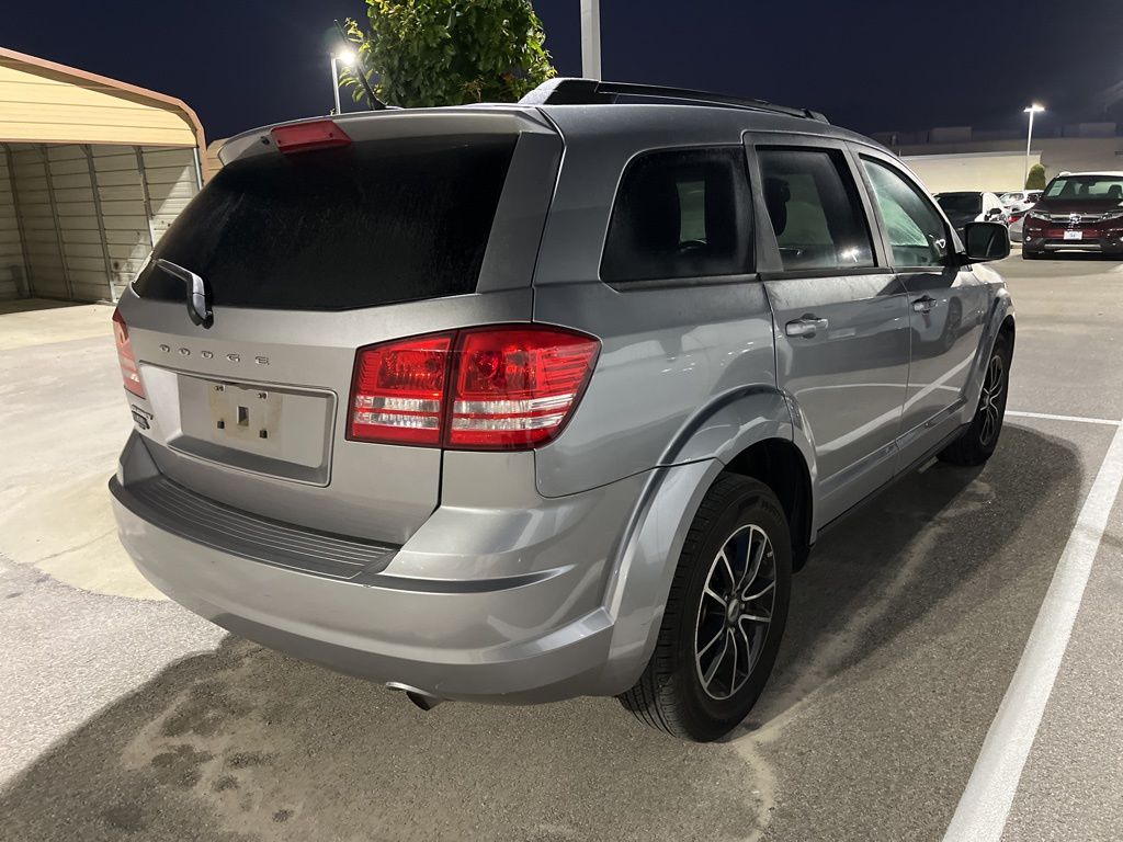 Thumbnail: 2018 Dodge Journey - 3