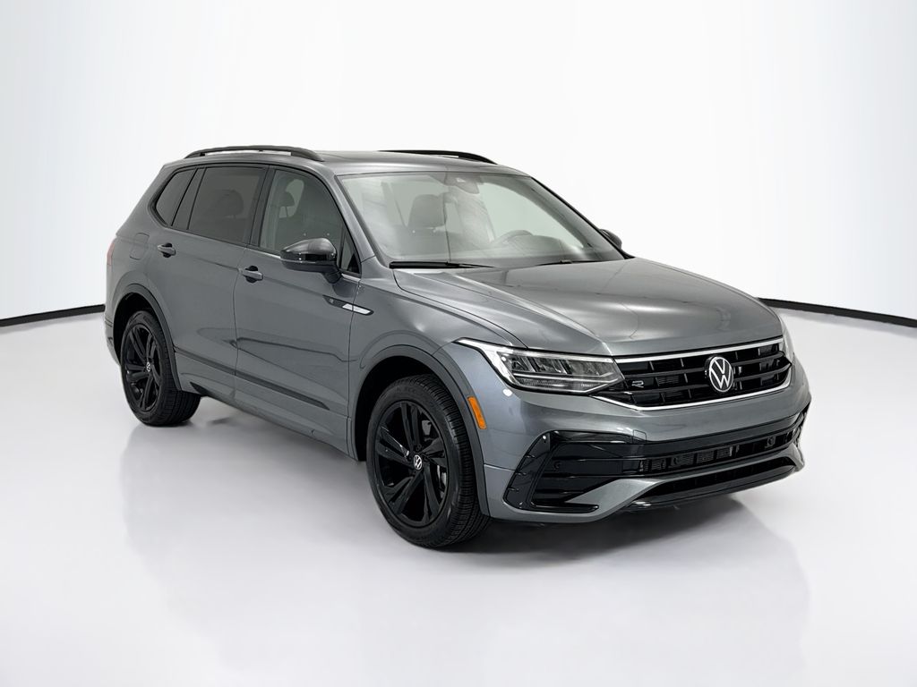 Thumbnail: 2024 Volkswagen Tiguan - 3
