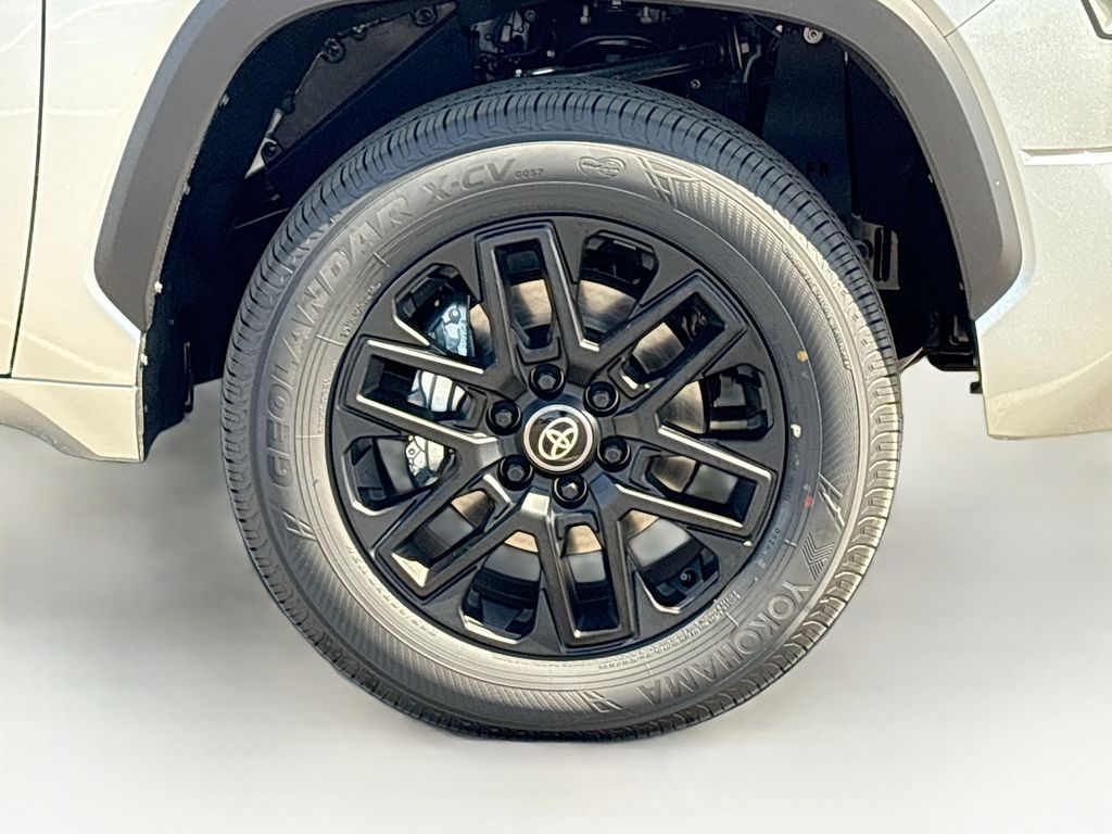 Thumbnail: 2026 Toyota Tundra - 29