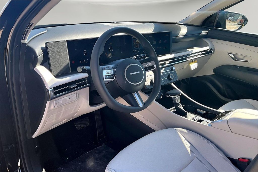 New 2026 Black Hyundai SE image 7