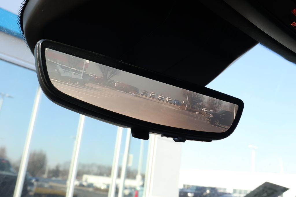 Thumbnail: 2023 Cadillac Escalade - 28