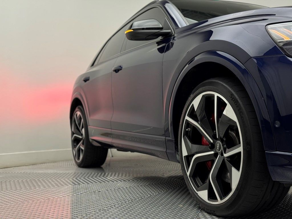 Thumbnail: 2021 Audi RS Q8 - 5