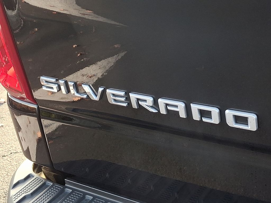 Thumbnail: 2025 Chevrolet Silverado 1500 - 31