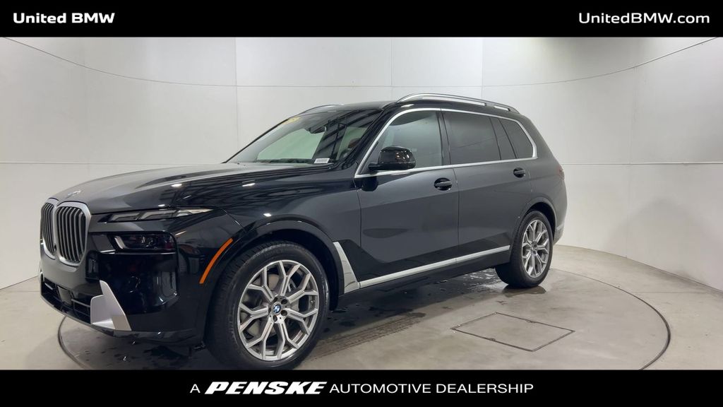 Thumbnail: 2025 BMW X7 - 4