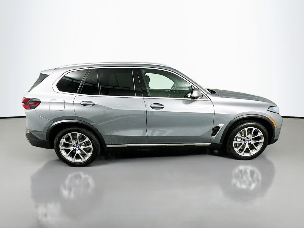 Thumbnail: 2025 BMW X5 - 4