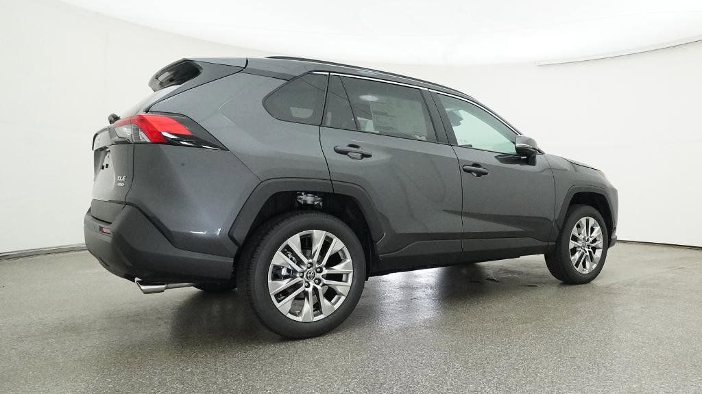 Thumbnail: 2025 Toyota RAV4 - 26