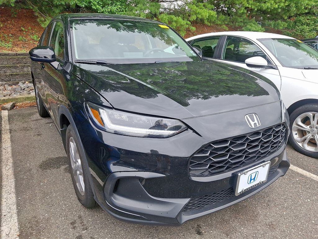 Thumbnail: 2023 Honda HR-V - 3
