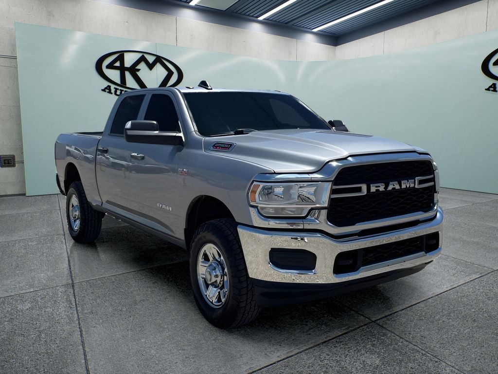 Billet Silver Metallic Clearcoat 2022 RAM 2500 Tradesman Crew Cab 4WD Pickup Truck Four-Wheel Drive 8-Speed Automatic