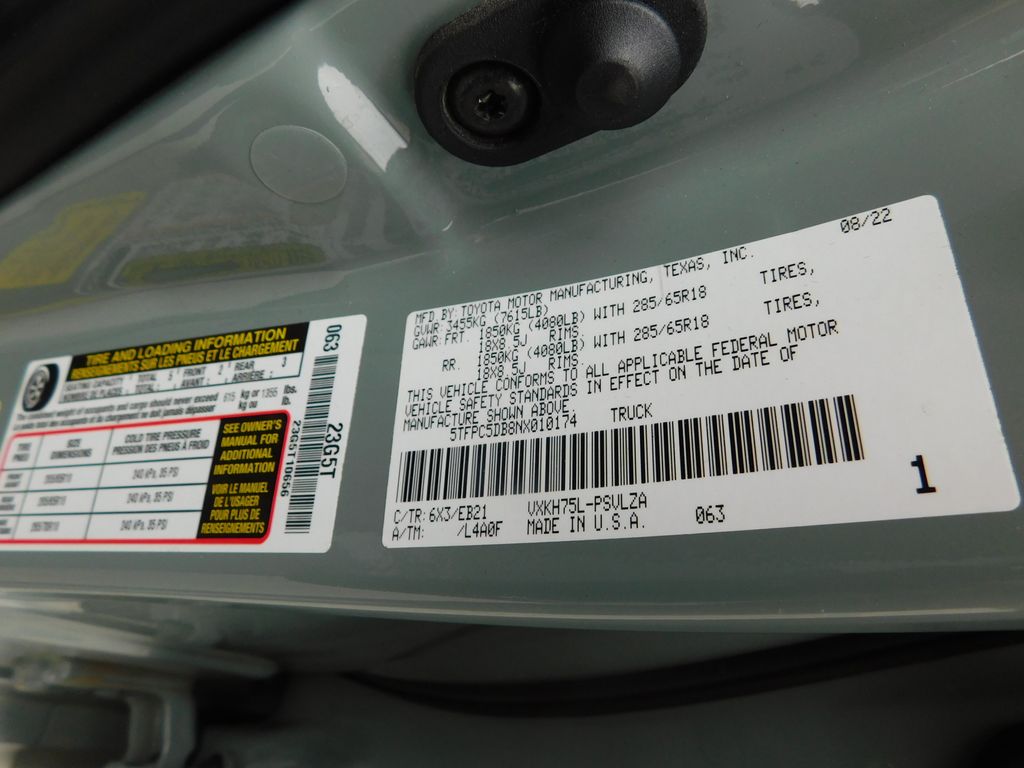 Thumbnail: 2022 Toyota Tundra - 9