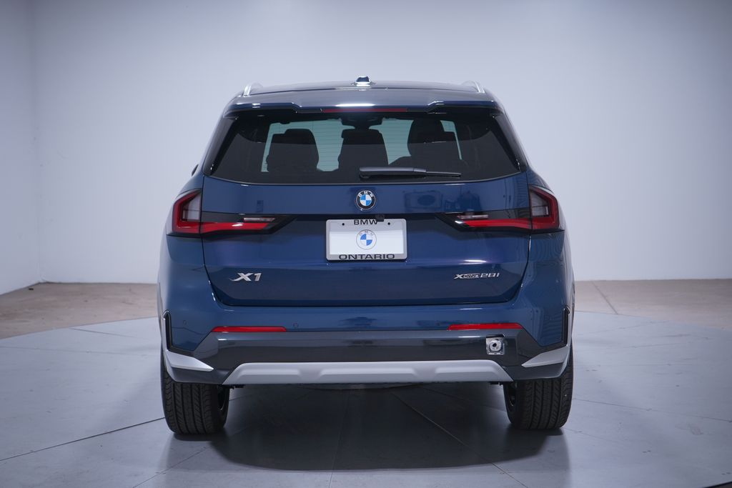 Thumbnail: 2026 BMW X1 - 5
