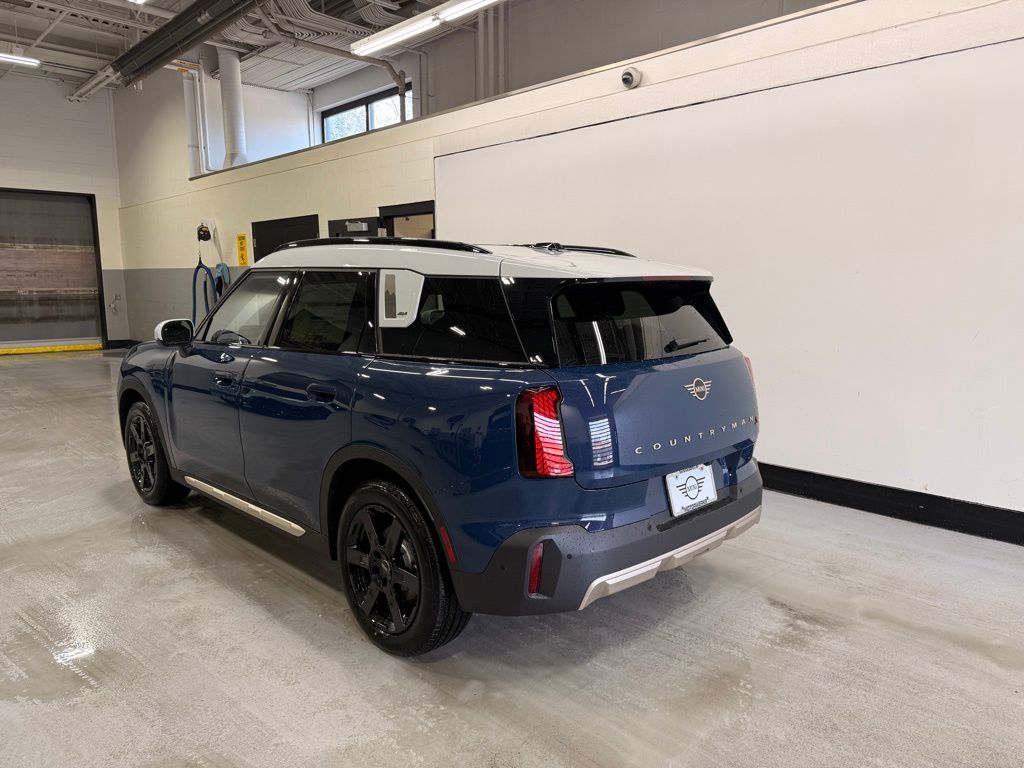 Thumbnail: 2026 MINI Cooper Countryman - 3