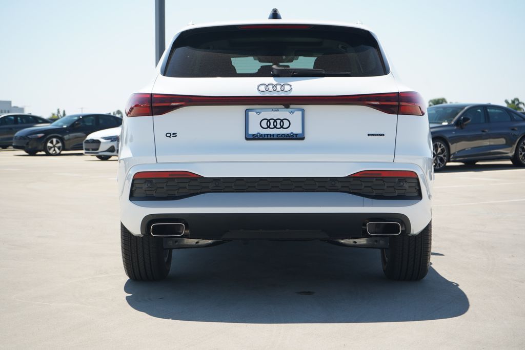 Thumbnail: 2026 Audi Q5 - 4