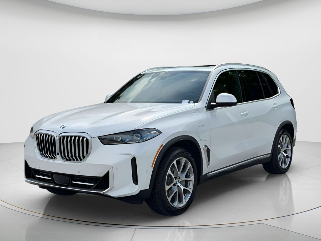 Mineral White Metallic 2026 BMW X5 xDrive50e SUV / Crossover All-Wheel Drive 8-Speed Automatic