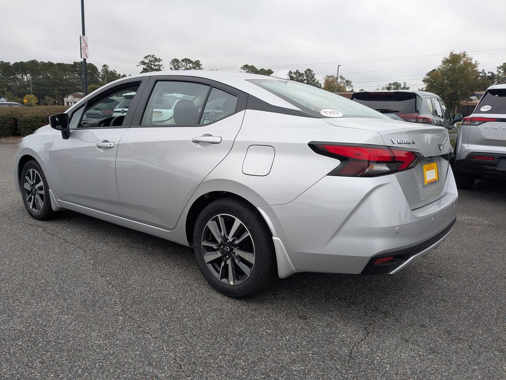 New 2025 Nissan Versa Sedan