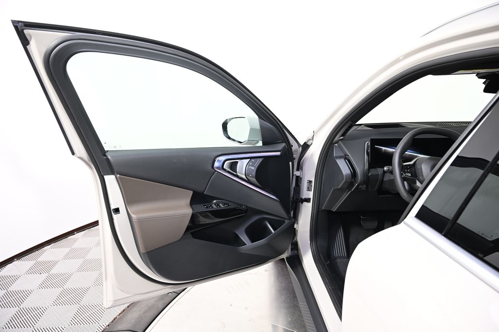 Thumbnail: 2026 BMW X3 - 21