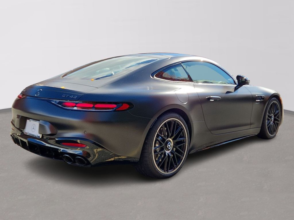 Thumbnail: 2026 Mercedes-Benz AMG GT - 3