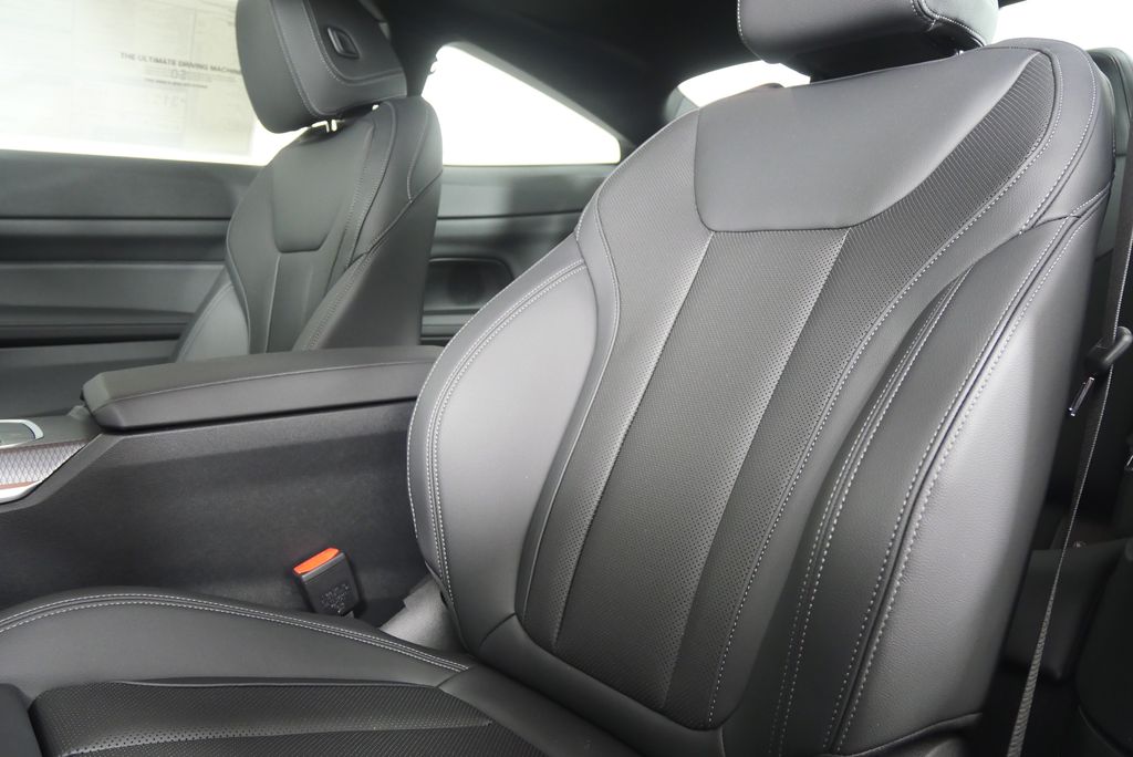 Thumbnail: 2026 BMW 4 Series - 11