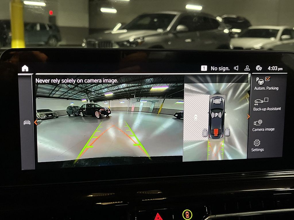 Thumbnail: 2026 BMW 8 Series - 17