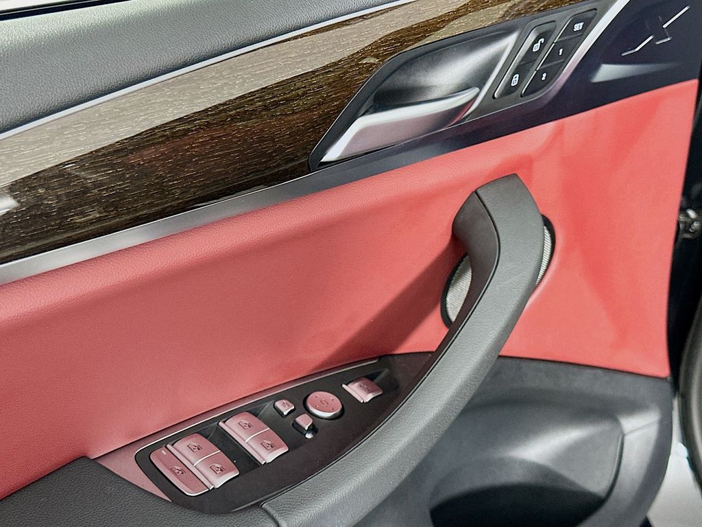 Thumbnail: 2023 BMW X3 - 18