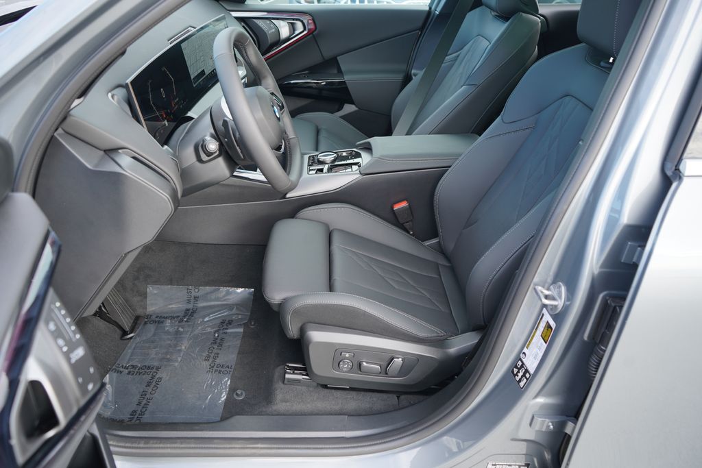 Thumbnail: 2026 BMW X3 - 10