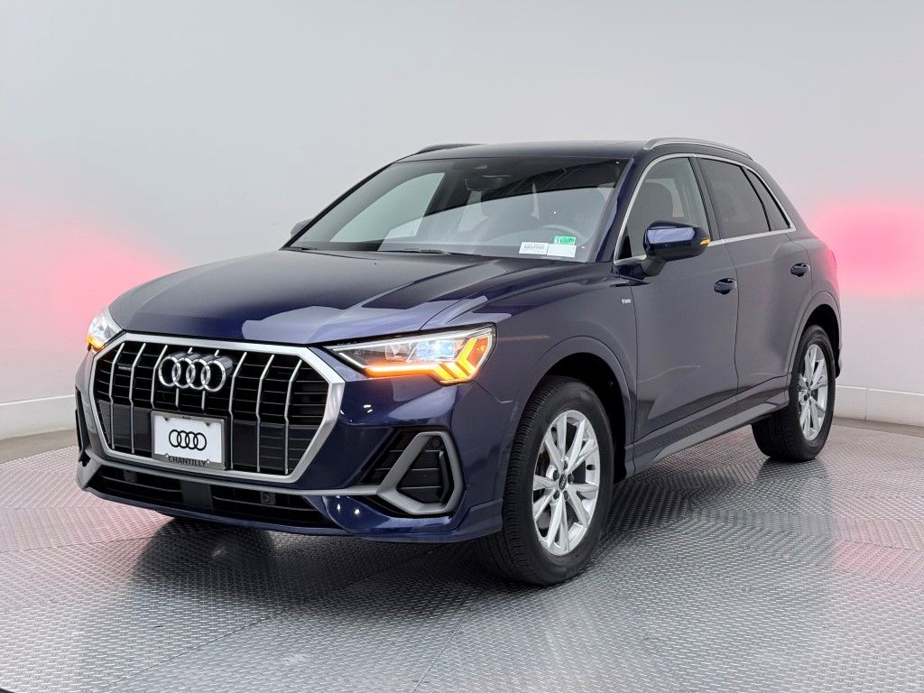Thumbnail: 2021 Audi Q3 - 5