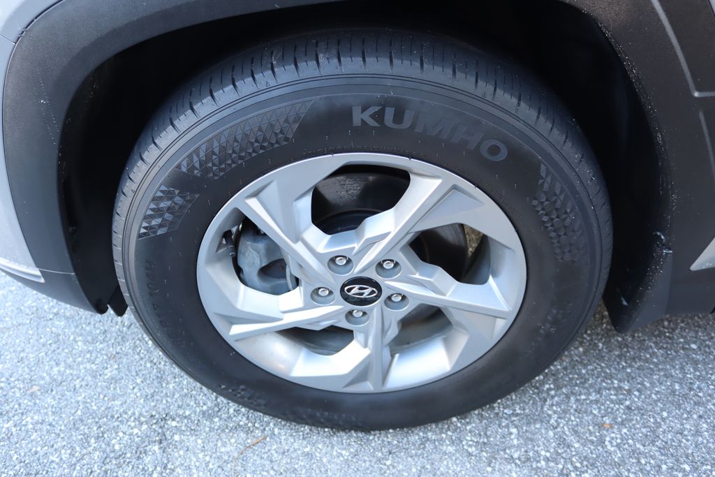 Thumbnail: 2023 Hyundai Tucson - 4