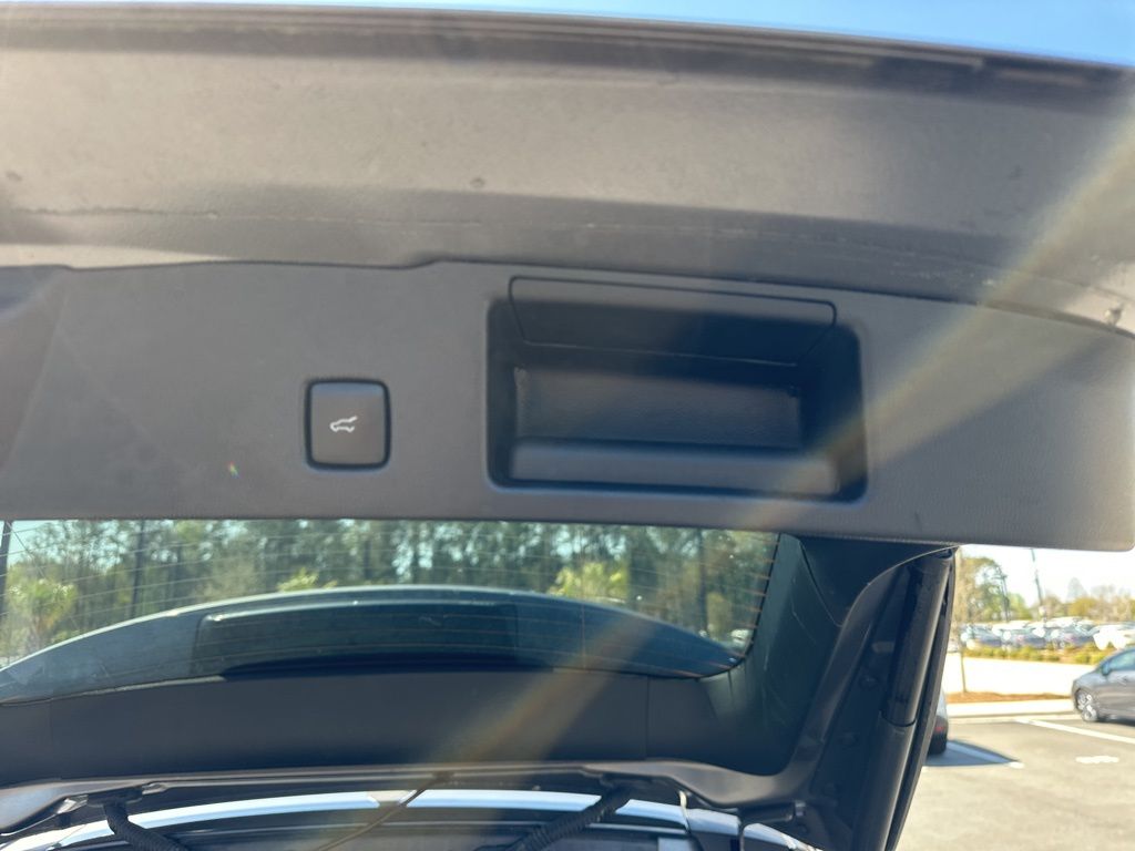 2021 Carbonized Gray Metallic Ford Escape SE FWD SUV