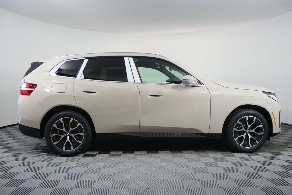 Thumbnail: 2026 BMW X3 - 2