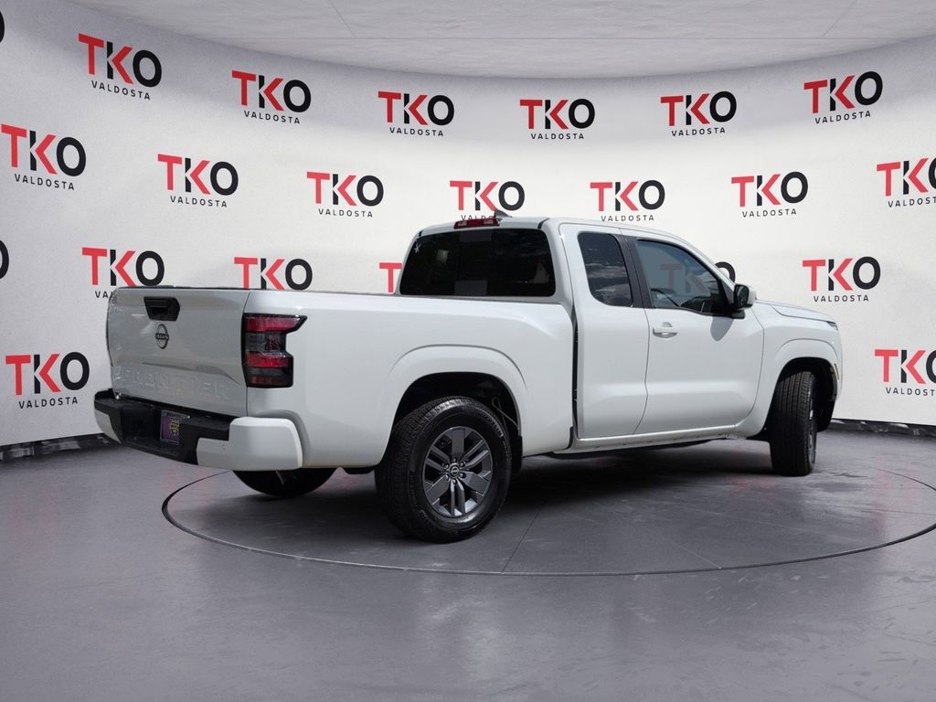Used 2025 Nissan Frontier Truck