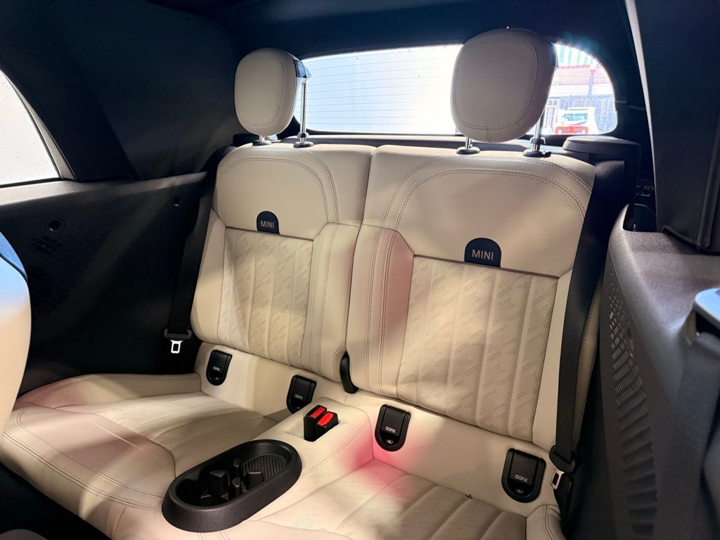 Thumbnail: 2026 MINI Cooper - 19